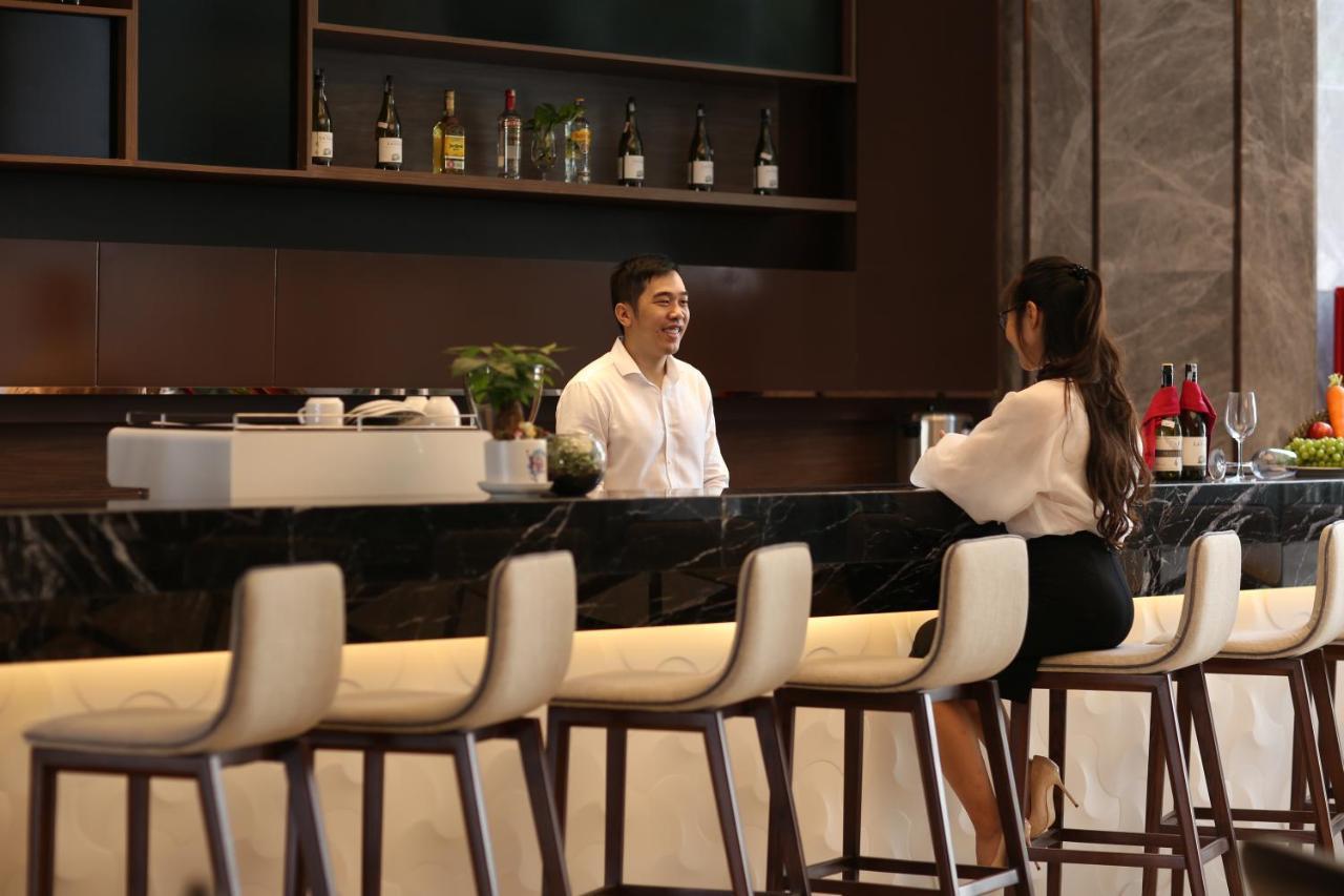 Muong Thanh Luxury Saigon Hotel Ho Chi Minh City Bagian luar foto