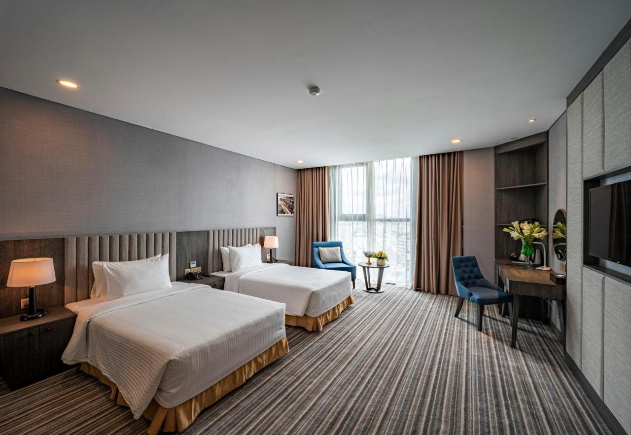 Muong Thanh Luxury Saigon Hotel Ho Chi Minh City Bagian luar foto