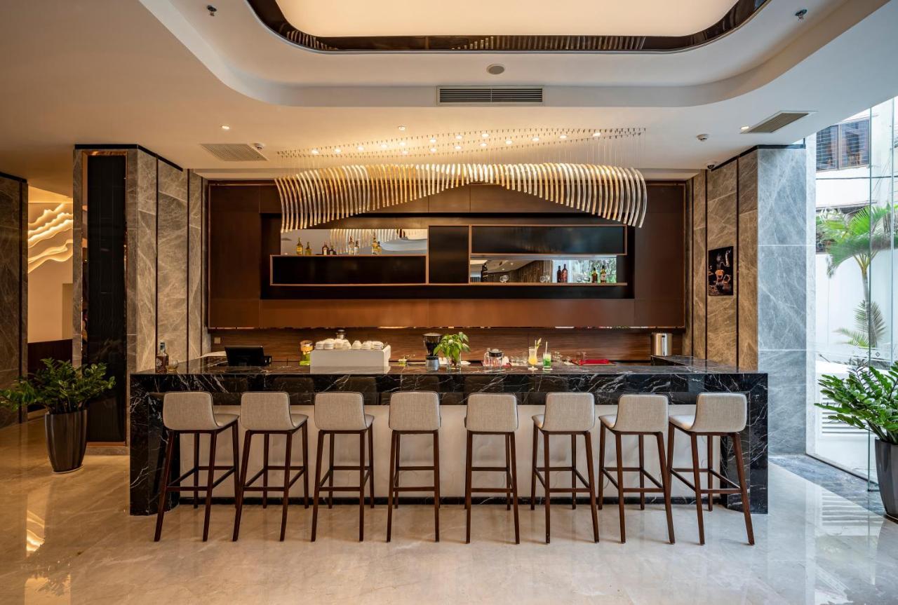 Muong Thanh Luxury Saigon Hotel Ho Chi Minh City Bagian luar foto