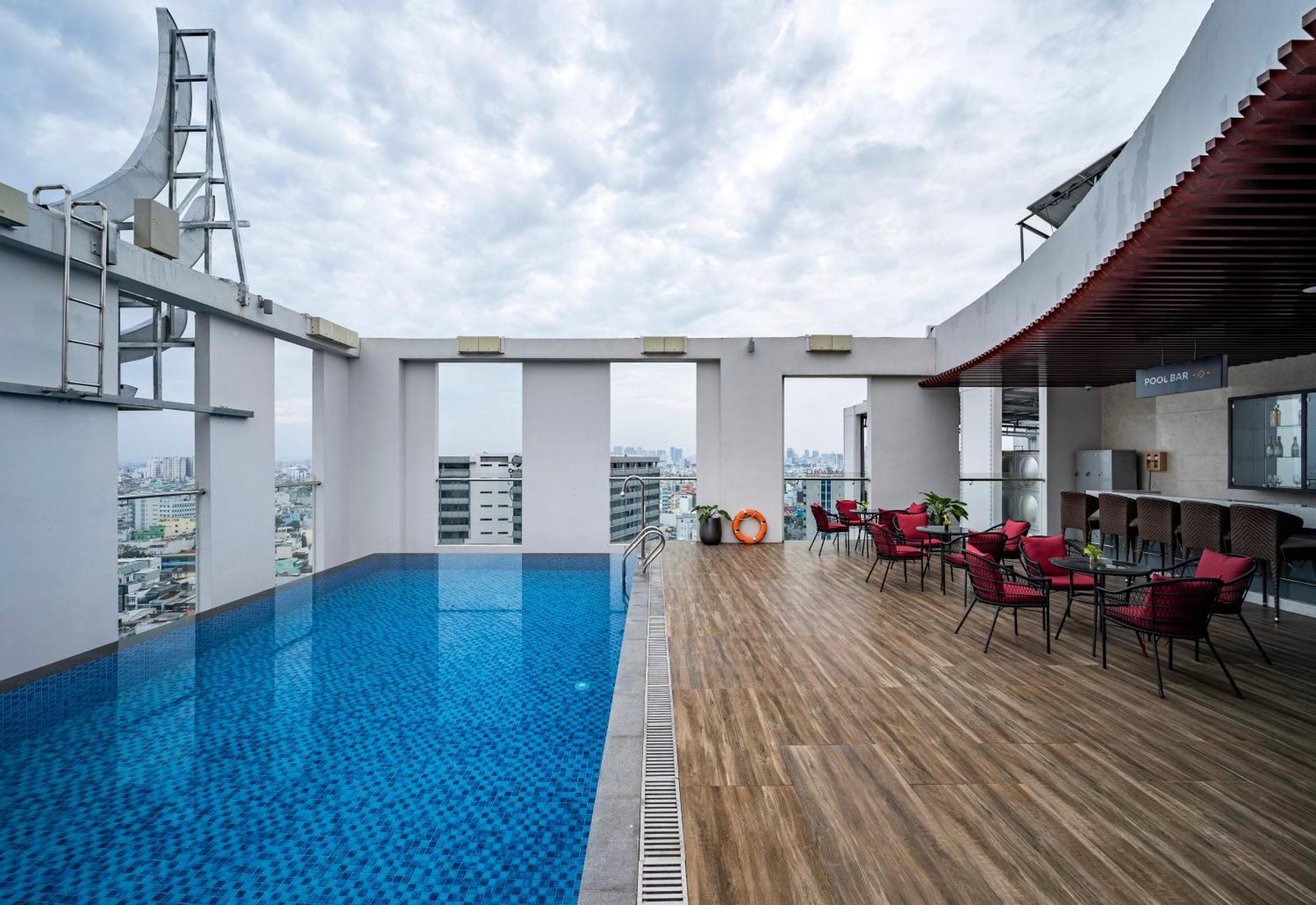 Muong Thanh Luxury Saigon Hotel Ho Chi Minh City Bagian luar foto