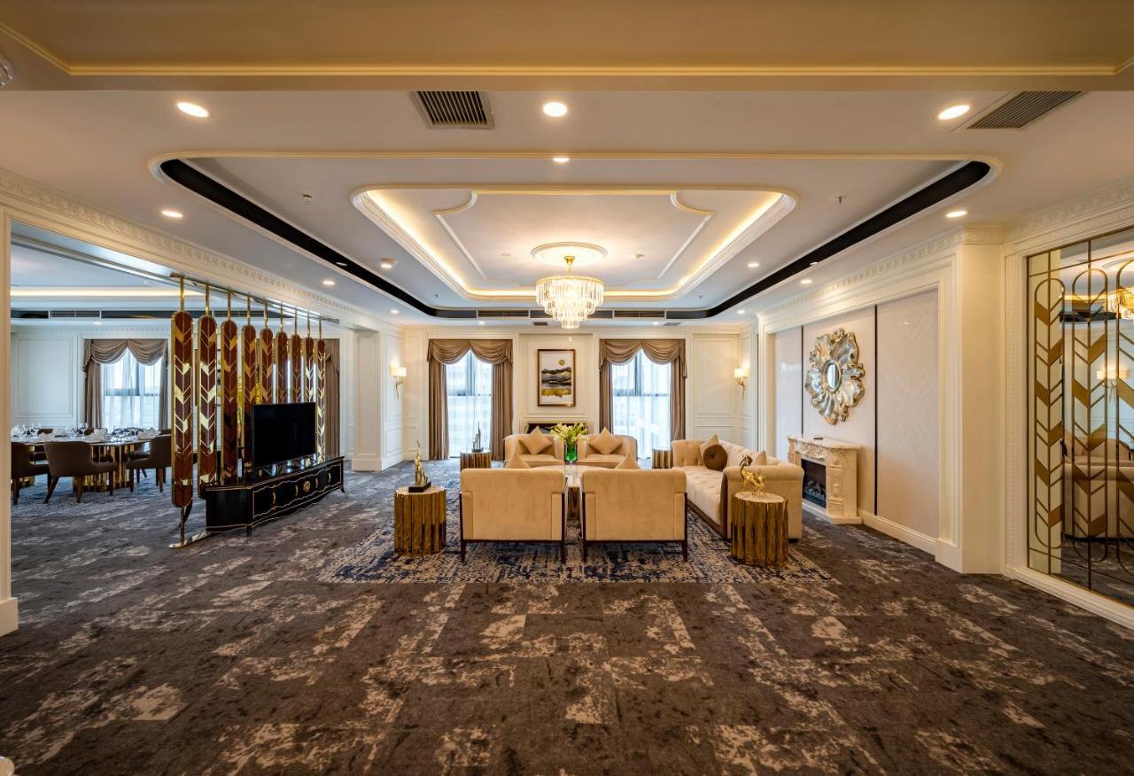 Muong Thanh Luxury Saigon Hotel Ho Chi Minh City Bagian luar foto
